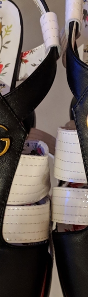 Gucci flats - Picture 2 of 2